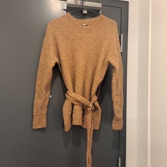 Babaton Sweaters - Aritzia Babaton Camel Knit Sweater with Tie